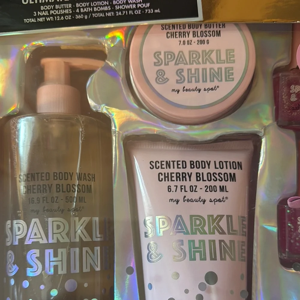 Sparkle & Shine Ultimate Spa Collection Play Spa kids 8+ New in box